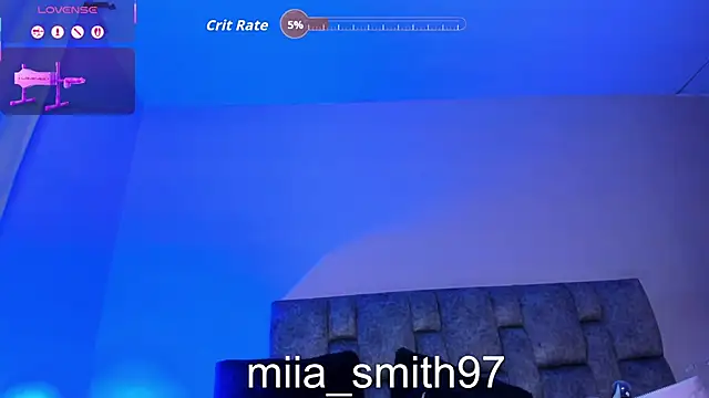 miia-smith97 online show from December 15, 9:31 pm