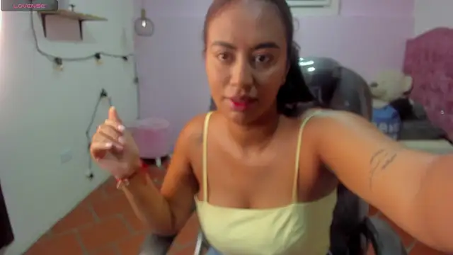 Snapshot of tracycum chatting on February 21, 4:48 pm tracycum online show from February 21, 4:48 pm