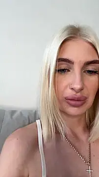 Mia Roxie online show from March 5, 3:14 am