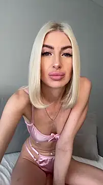 Mia Roxie online show from June 2, 2:44 am