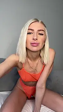 Mia Roxie online show from March 15, 3:13 am