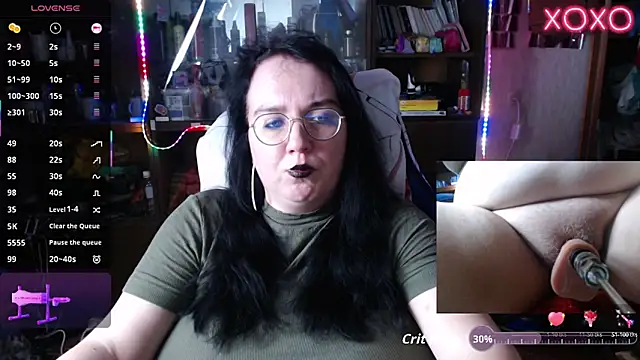 LeonaHarrison online show from September 28, 9:55 pm