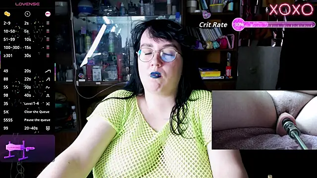 LeonaHarrison online show from November 9, 9:30 pm