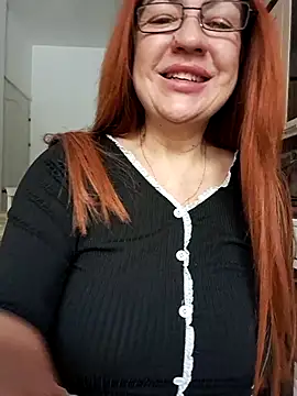 KiraXTender online show from February 22, 1:08 am