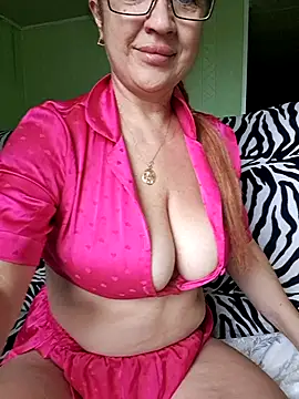 KiraXTender online show from June 11, 10:18 pm