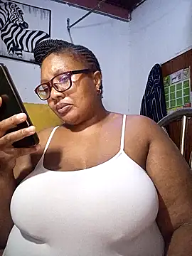 YELLOW BONE online show from March 5, 9:11 pm