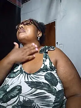 YELLOW BONE online show from February 18, 8:47 pm