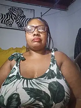 YELLOW BONE online show from May 10, 9:05 pm