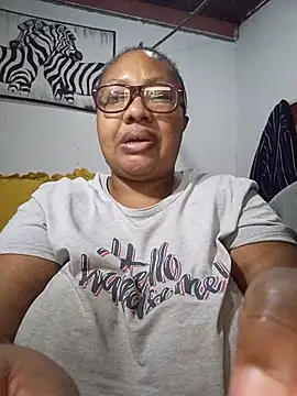 Snapshot of YELLOW_BONE chatting on June 30, 9:04 pm YELLOW BONE online show from June 30, 9:04 pm