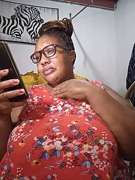 YELLOW BONE online show from June 1, 8:30 pm