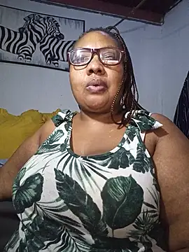 YELLOW BONE online show from May 9, 9:18 pm