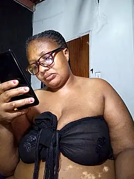 YELLOW BONE online show from March 20, 5:13 am