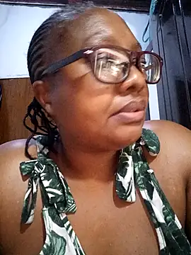 YELLOW BONE online show from November 6, 7:51 pm