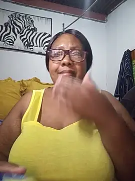 Snapshot of YELLOW_BONE chatting on July 14, 8:48 pm YELLOW BONE online show from July 14, 8:48 pm