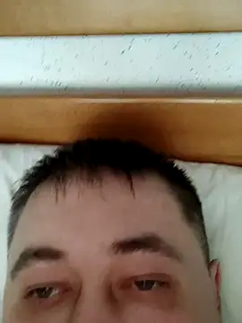 Snapshot of tores992 chatting on February 23, 6:49 am tores992 online show from February 23, 6:49 am