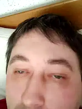 Snapshot of tores992 chatting on December 8, 8:09 am tores992 online show from December 8, 8:09 am