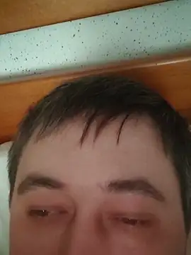 Snapshot of tores992 chatting on September 20, 5:23 am tores992 online show from September 20, 5:23 am