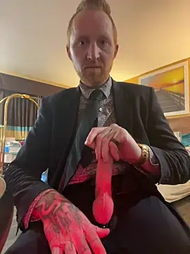 b1gd1ckg1nger86 online show from March 4, 1:34 am