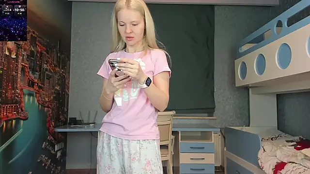 Masha 2002 online show from May 15, 7:12 pm