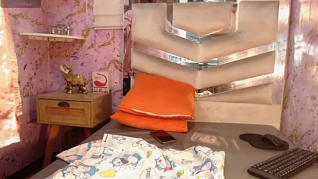 EBONNYGODDESXXX online show from February 25, 7:27 pm