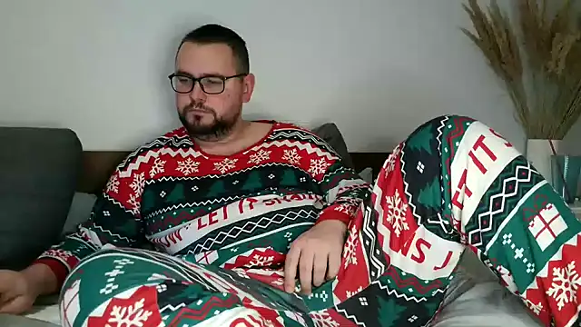 cutie ben online show from January 15, 4:43 pm