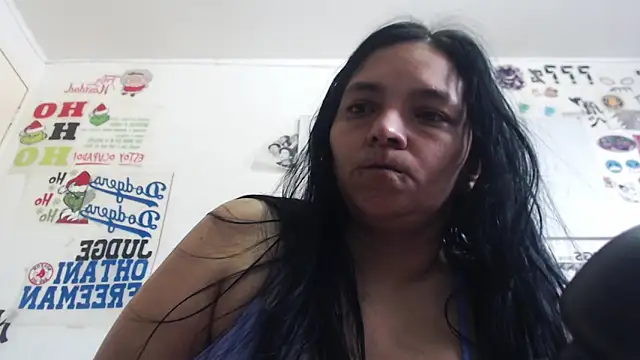 veronica salas online show from April 5, 1:40 pm