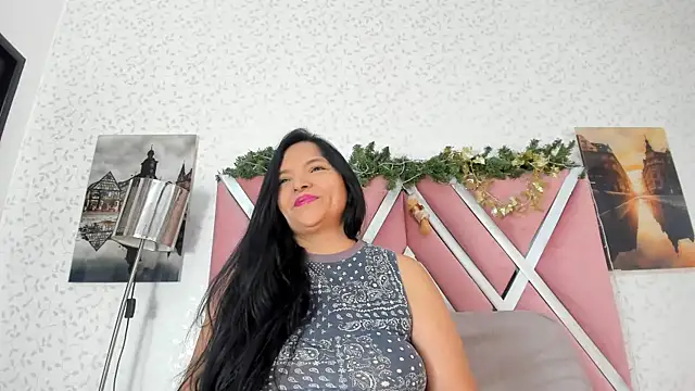 veronica salas online show from December 3, 8:52 pm