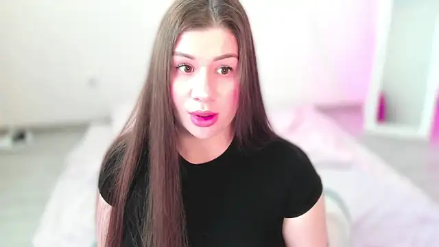 JuicyHelenX online show from June 19, 10:10 am