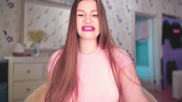 JuicyHelenX online show from September 25, 3:07 pm