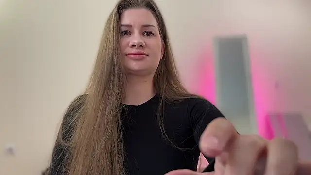 JuicyHelenX online show from July 10, 1:33 pm