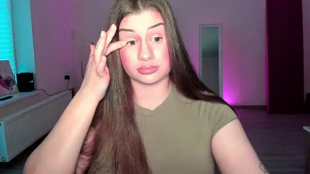 Snapshot of JuicyHelenX chatting on May 21, 6:16 pm JuicyHelenX online show from May 21, 6:16 pm