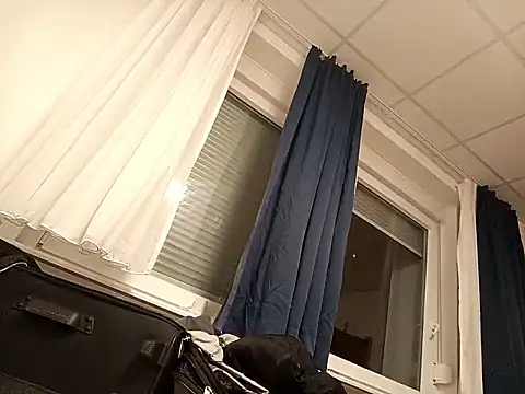 xxmoxxx online show from February 15, 3:51 am