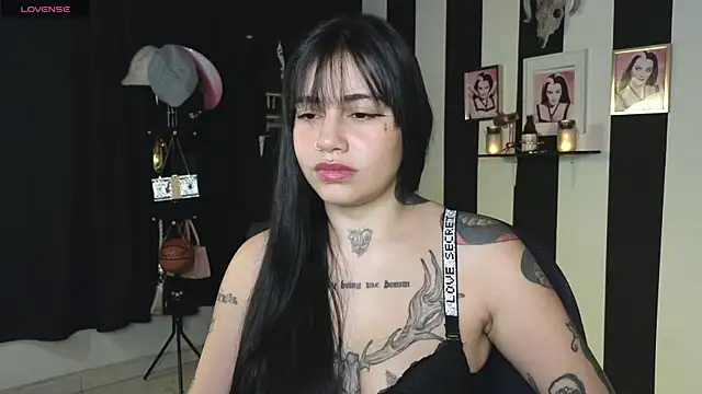 val bardot online show from February 27, 10:33 am