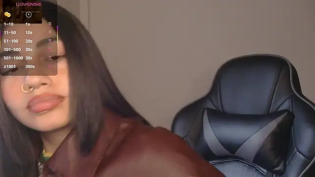 val bardot online show from April 14, 10:37 pm