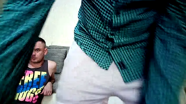 Alex Tobey online show from October 3, 1:20 am