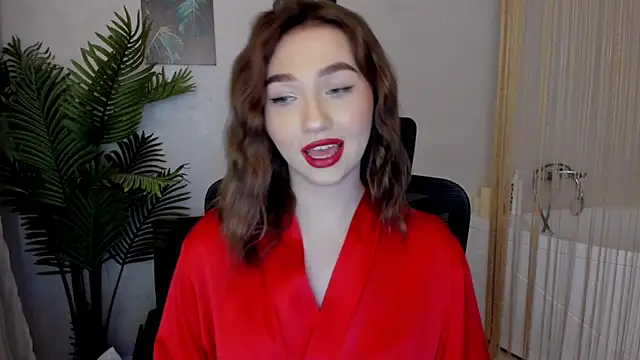 GracefulLook online show from February 14, 7:33 pm