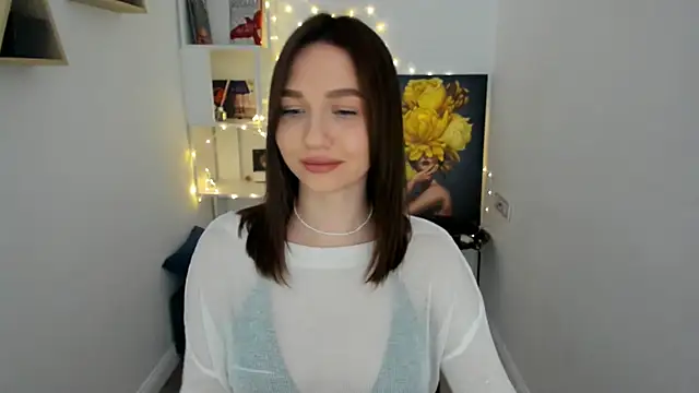 GracefulLook online show from March 18, 7:44 pm