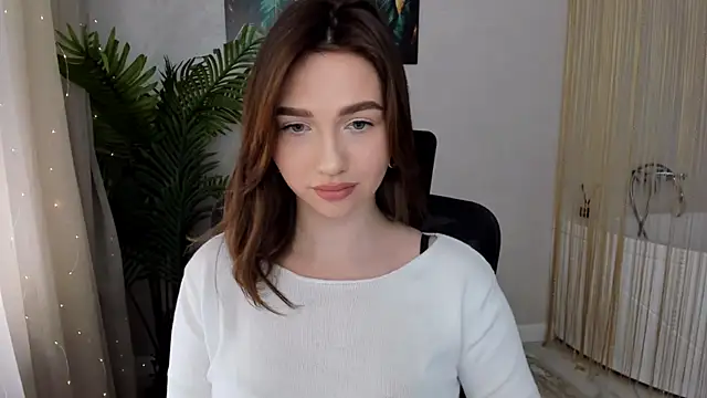 GracefulLook online show from February 27, 11:28 am