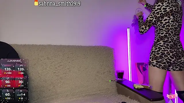 Snapshot of sabrinasmith23 chatting on March 16, 9:26 pm sabrinasmith23 online show from March 16, 9:26 pm