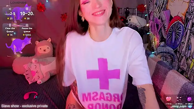 Snapshot of ServantBrook chatting on December 15, 5:02 am ServantBrook online show from December 15, 5:02 am