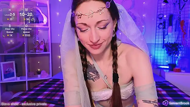 ServantBrook online show from February 8, 4:47 am