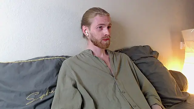 Damien Bi online show from September 18, 10:02 pm