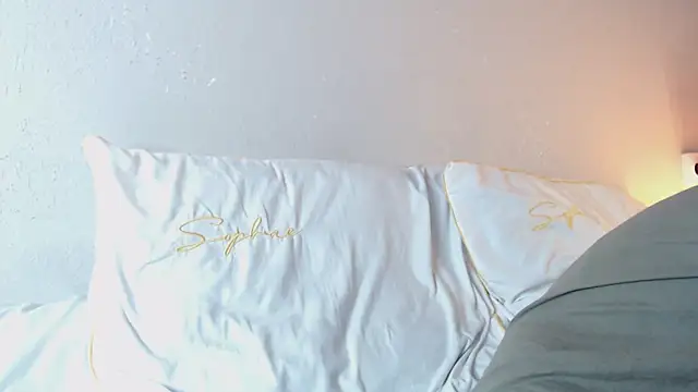 Damien Bi online show from December 6, 1:24 am