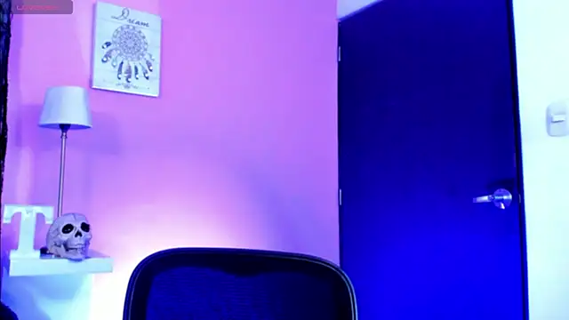 TaylorEvanss online show from October 18, 7:38 pm