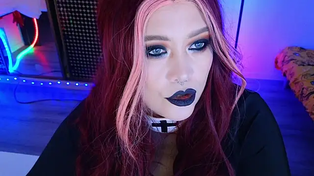 wickedxqueen online show from June 18, 9:53 pm