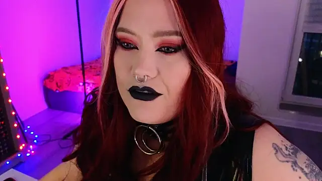 wickedxqueen online show from May 25, 7:56 pm