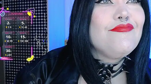 wickedxqueen online show from February 24, 10:10 pm