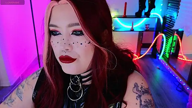 wickedxqueen online show from June 14, 8:54 pm