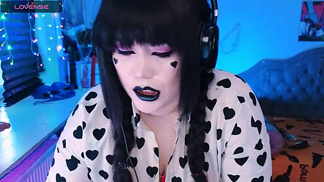 wickedxqueen online show from February 20, 5:44 am