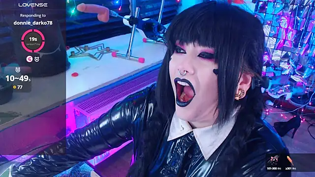 wickedxqueen online show from February 4, 4:48 am